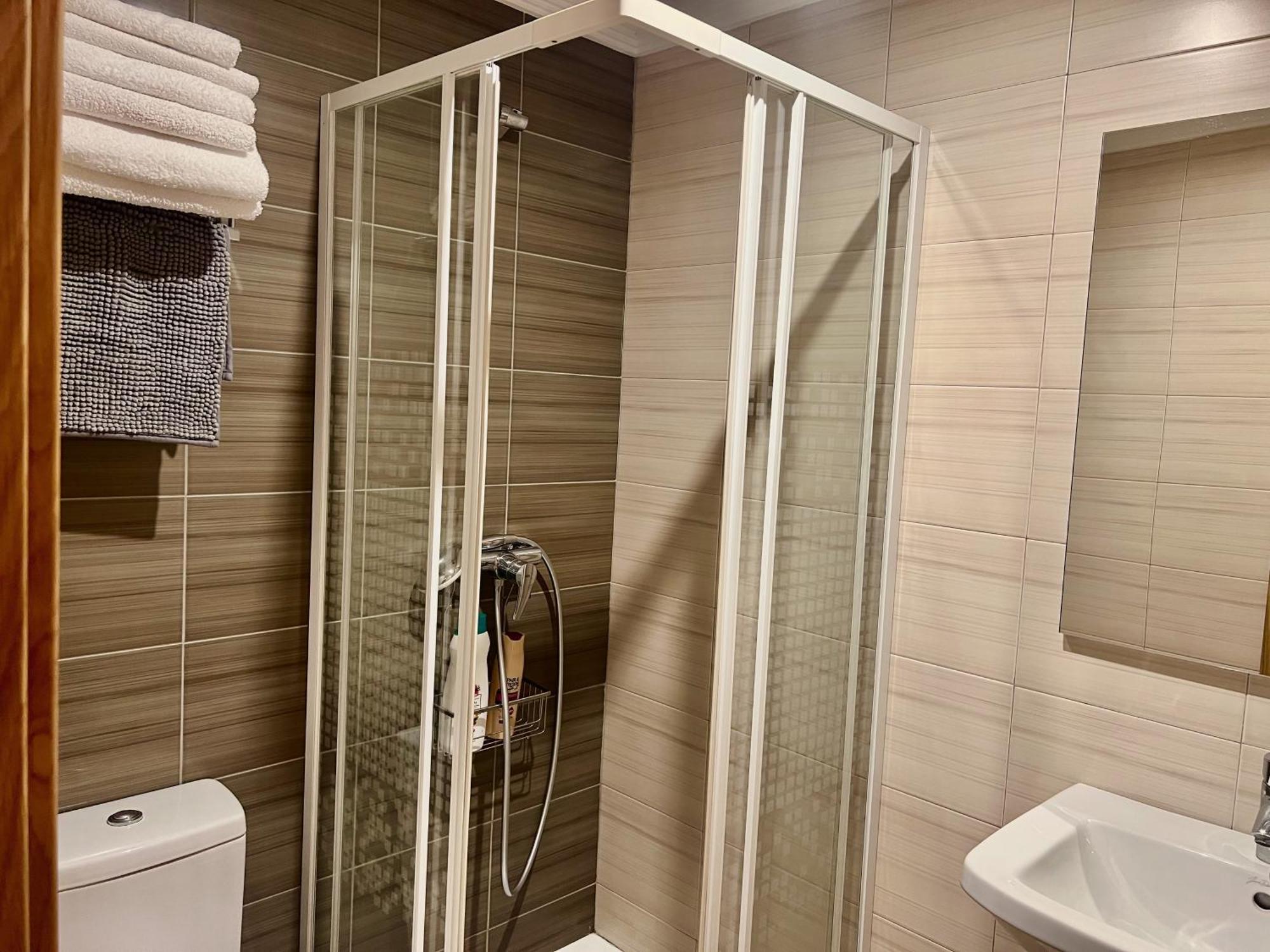 Apartamento Europa Prados Atenea Οβιέδο Εξωτερικό φωτογραφία